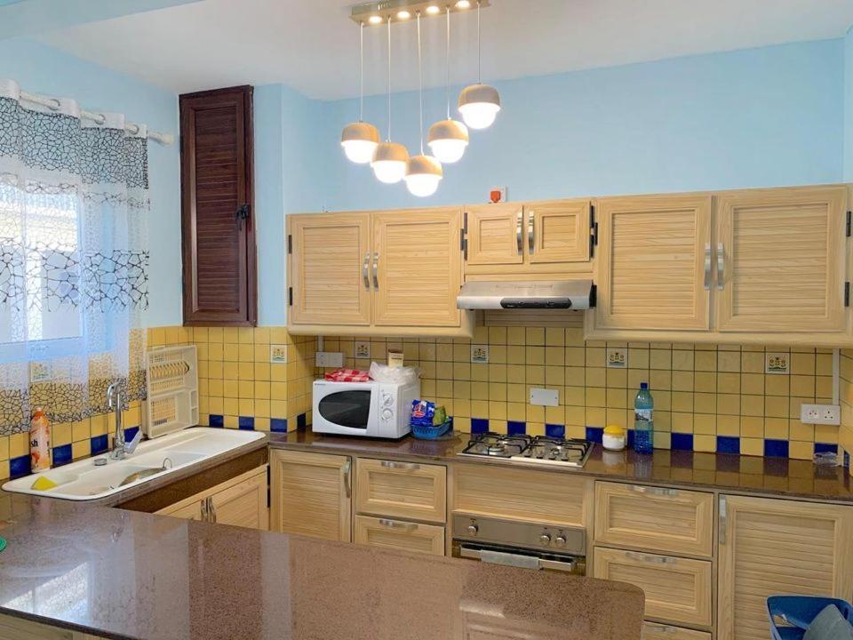 Well Equipped Peaceful 3 Bedroom Apartment Flic en Flac Bagian luar foto