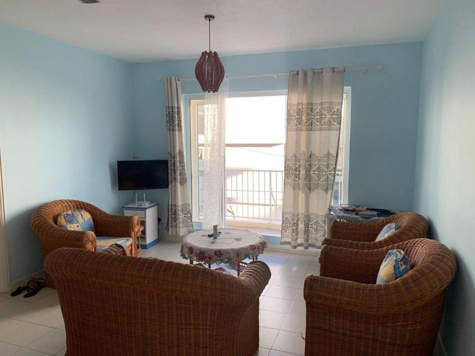 Well Equipped Peaceful 3 Bedroom Apartment Flic en Flac Bagian luar foto