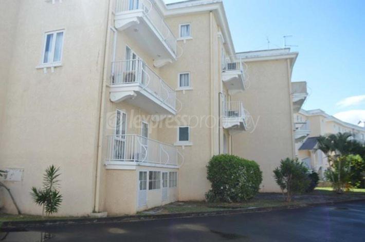 Well Equipped Peaceful 3 Bedroom Apartment Flic en Flac Bagian luar foto